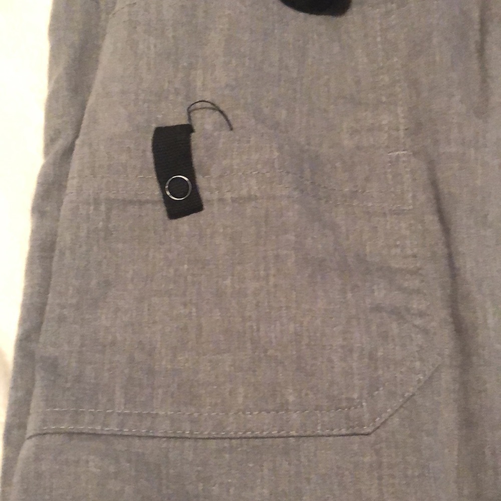 Butter-soft drawstring scrub set - Picture 3 of 9